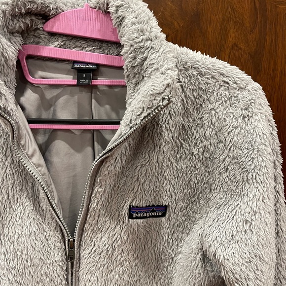 Patagonia Women’s Teddy Fleece Jacket - Picture 3 of 3